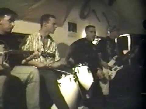 The Swinging Richards @ Shannan's Irish Pub Part 1 April 15th, 1995
