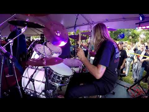 Nicko McBrain Drum Cam - Flight of Icarus (Rock 'n Roll Ribs 10th anniversary) W/ Tim ‘Ripper’ Owens