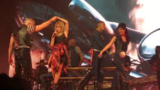 Kylie Minogue - Wouldn’t Change A Thing/I’ll Still Be Loving You (Live)