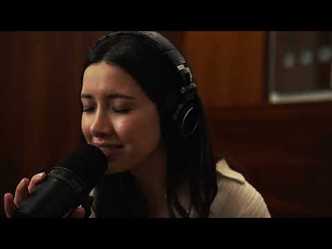 Arriesgar al Corazón (Live Session) - Claudio Trejo y Camila Orantes