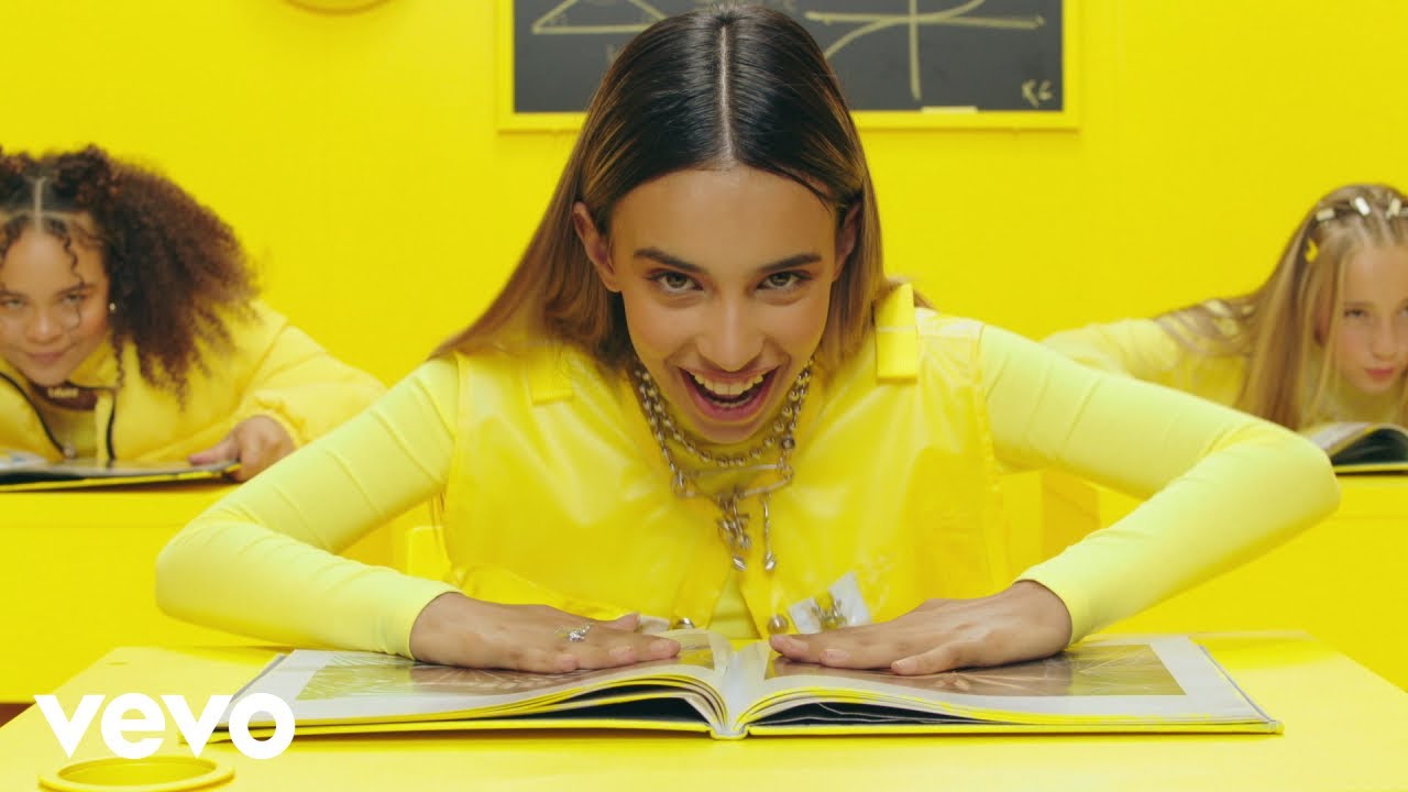 Putar video Kylie Cantrall - Feeling Some Kinda Way (Disney Channel Voices) sekarang Kylie Cantrall - Feeling Some Kinda Way (Disney Channel Voices)