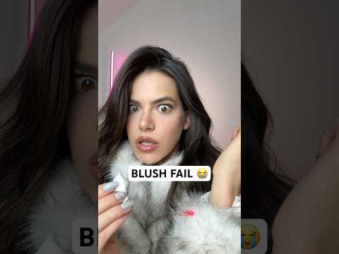 EZÉRT NE SMINKELJ SOHA KABÁTBAN 😭🤣 #smink #blush #fail #makeupfail #makeup #rimmel #magyar