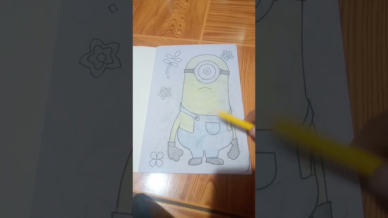 the Minions coloring book 😀