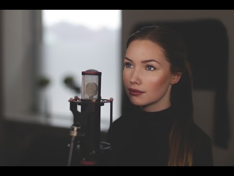 Ariana Grande - Dangerous Woman (Sara Farell Cover)