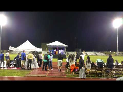 De la tarima al altar  tu amor y tu misericordia