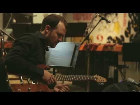 Gyan Riley - "works for solo guitar" (excerpt) live at MOCAD