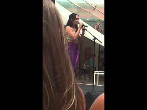 The voice - sarah cassidy breahead