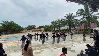 Download lagu flashmob dance 'Terhebat' coboy junior spesial hgn mp3