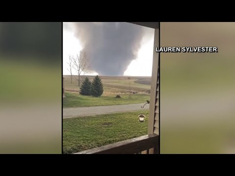CAUGHT ON CAMERA | Tornado passes by in Iowa