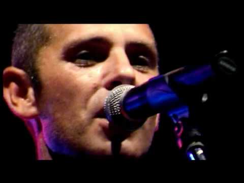 Παύλος Παυλίδης & B-Movies - Αερικό (Official Video)