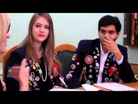 Obcokrajowcy uczą się języka polskiego