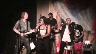 Jully Black; Running