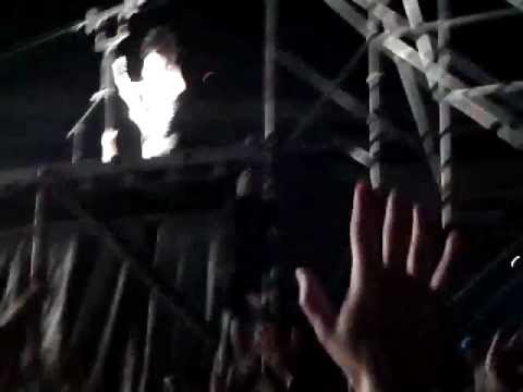 Paul Stanley (Kiss - Love Gun)  Argentina 2012 (not full song)