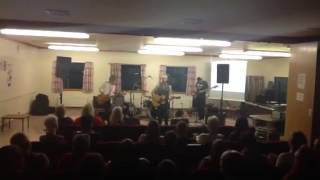 She Don&#39;t Look Back