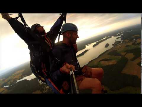 UCIECZKA PRZED BURZĄ -Paralotnia Borsk 2015