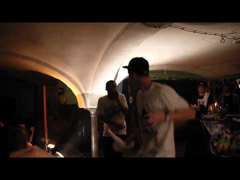Flixx`n`Hooch - "Tanzt Alle" live auf dem "Keep it Real Jam" 2011