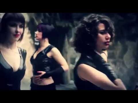 BETWEEN THE LIGHTS by Larry Hruby feat. Junior Paes