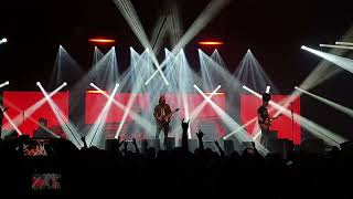 Alter Bridge - Cry of Achilles (live @ Amsterdam)