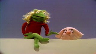 The Muppets &quot;I&#39;ve Grown Accustomed To Your Face&quot; on The Ed Sullivan Show