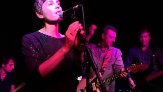 The Popguns - Leaning On The Backline