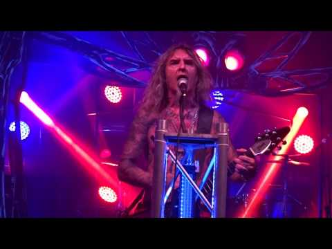 Doga - Vím jak bolí - Garage Club Ostrava 2017