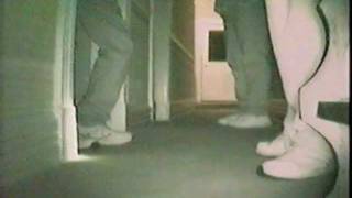 preview picture of video 'Orbs Moving In Hallway.  Ghost video.'