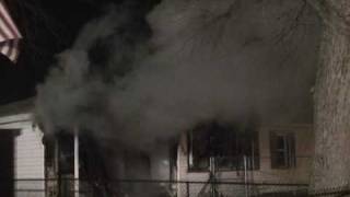 preview picture of video 'Working House Fire In Black Oaks, Gary Indiana'