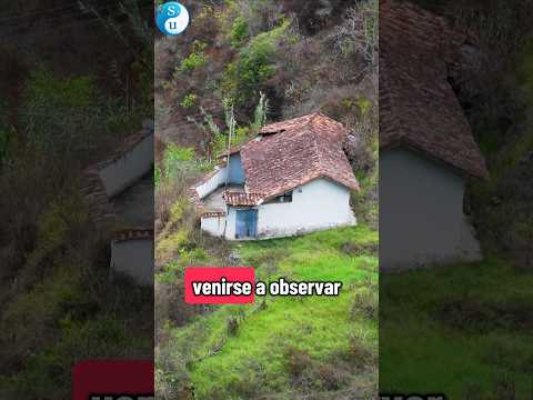 👉 “El pueblo que emerge entre montañas y niebla ⛰️✨” #santander #turismocolombia #travel #historia