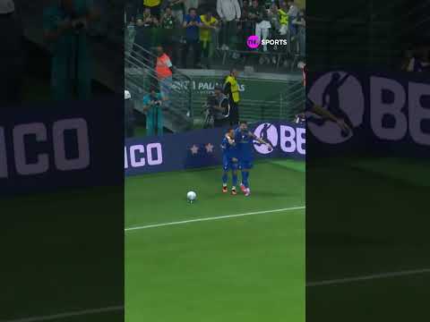 FLACO LÓPEZ TÁ ILUMINADO! O ARGENTINO SUBIU MAIS ALTO QUE VERÍSSIMO E COMPLETOU O CRUZAMENTO #shorts