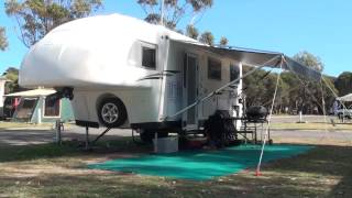 preview picture of video 'Victor Harbor Beachfront Holiday Park,,fun for all ages.'