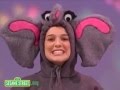 FUNNY SESAME STREET ELMO WITH NATALIE PORTMAN