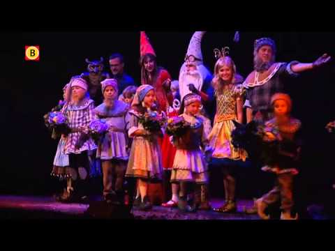 Cast sprookjesmusical Klaas Vaak neemt applaus in ontvangst