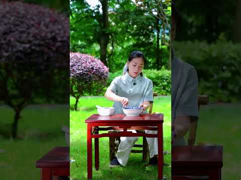 2000 Years of Oriental Red: Recreating Ancient Foraged Biological Lipstick