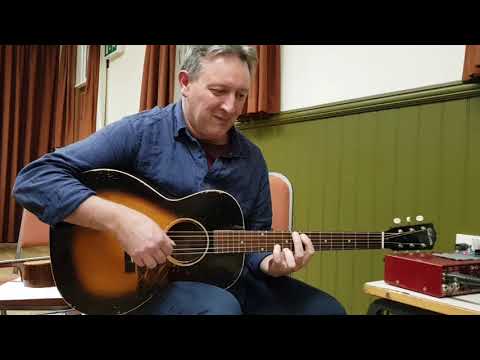 Clive Carroll Mississippi Blues! Finger style on a pre war vintage 1936 Gibson L-00