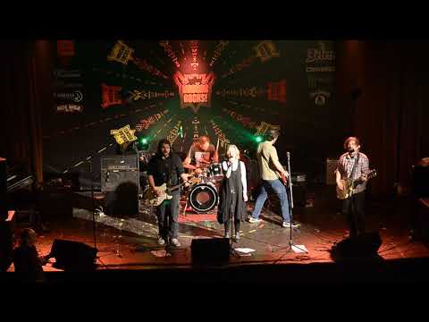 download lagu mp3 mp4 Green Eye Rocks, download lagu Green Eye Rocks gratis, unduh video klip Green Eye Rocks