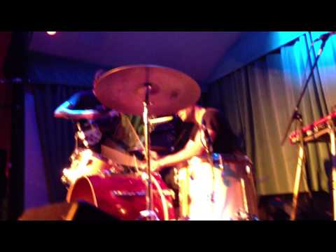 Thee Oh Sees - 2013-04-05 - Roxie Theater Benefit, Verdi Club SF [complete show]