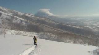 preview picture of video 'Japan Powder Tours - Ski & Snowboard Niseko, Hokkaido, Japan'