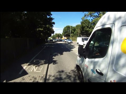 FN61OBR - PHS Laundryserv, Incredibly Close Pass