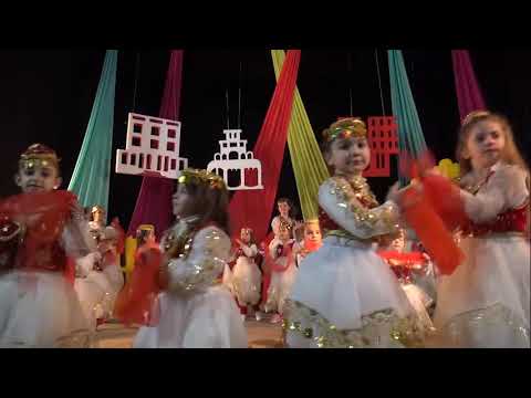 Ansambli Albanopolis- Valle me motive të Shqipërisë së Mesme