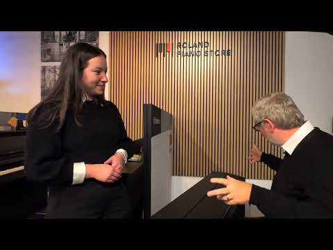 Roland F107 – Piano droit numérique meuble compact - Vidéo