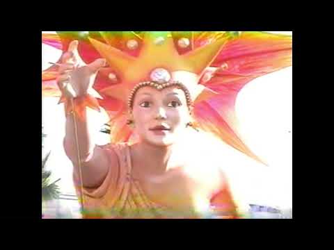 20010920 0926 DLR11 Eureka! The California Adventure Parade