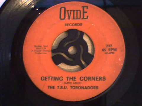 the t.s.u  toronadoes  - getting the corners