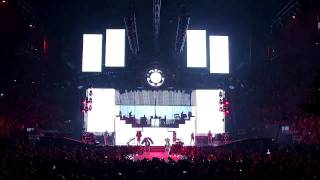 Black Eyed Peas @ Staples Center (HD) - Rock That Body