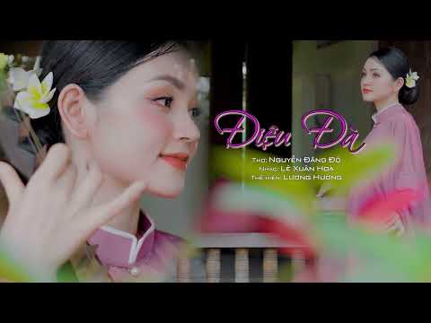 Thể hiện bởi Lương Hường