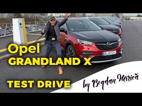 Opel Grandland X Hybrid - all-wheel drive and 300 horsepower