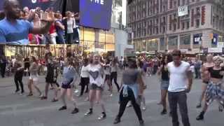 Popped the Q! | Times Squares NY | Wizkid - &quot;On Top Ur Matter&quot;