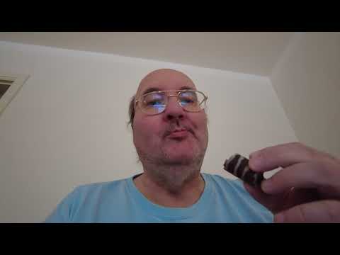 MongoTV_7957 - Spiser SNØFLER og Drikker Cola Juledag