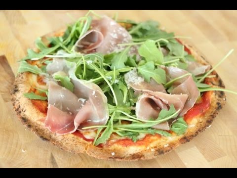 Arugula and Prosciutto Pita Pizza