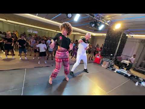 BIANCA X ATACA | TOA LA NOCHE Bachata Footwork