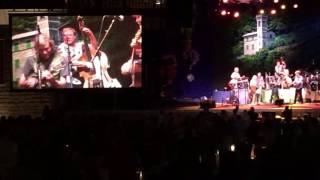 Jimmy Buffett Tribute to Glenn Frey in Nashville on Opening Night of the &quot;I Don&#39;t Know&quot; tour
